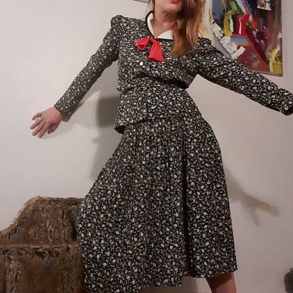 70's does 40's geometric Act I Petites skirt set - Picture 2 of 16